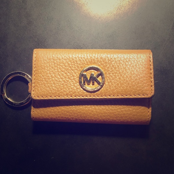 Michael Kors Accessories - Michael Kors key holder